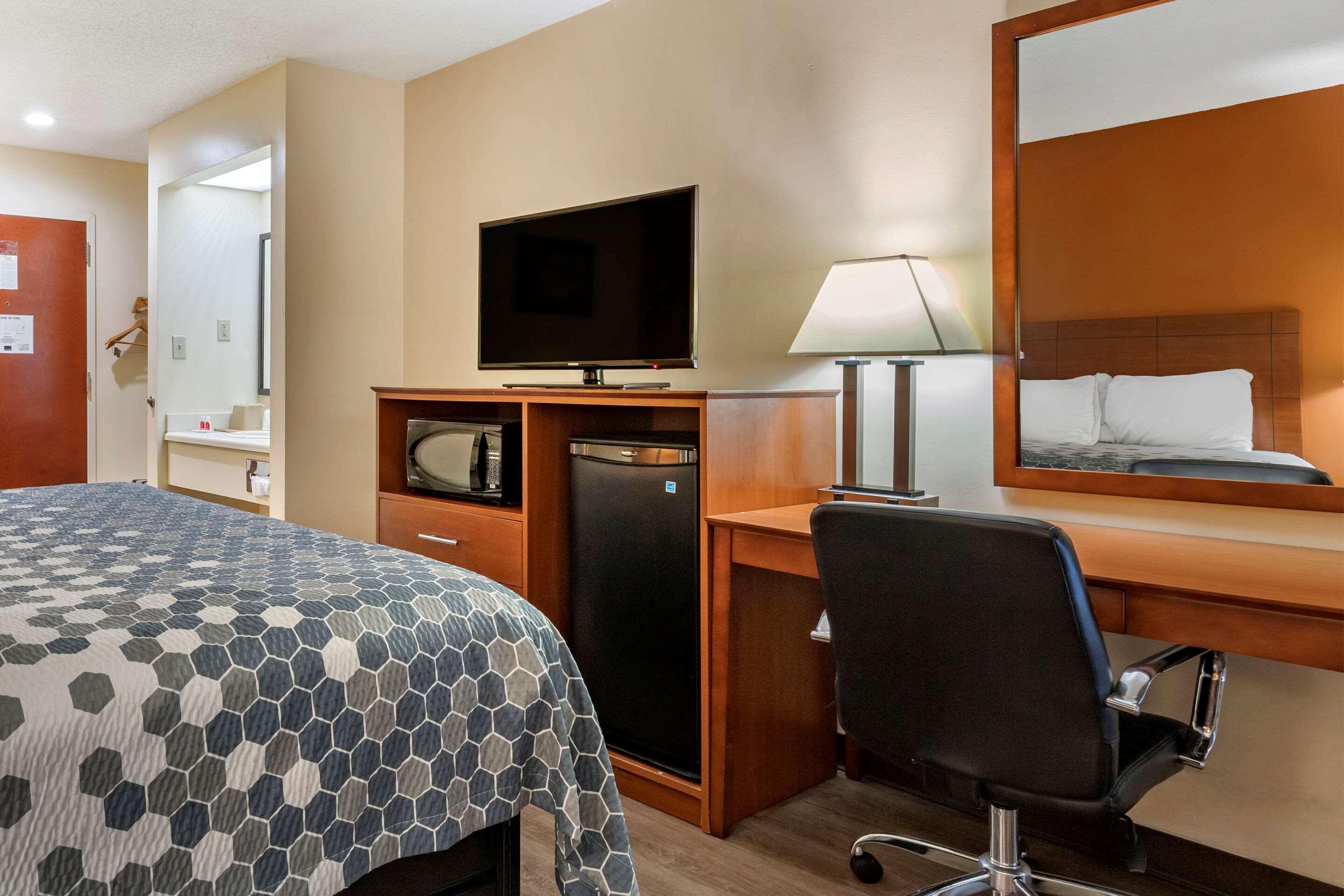 Econo Lodge St. Stephen Zewnętrze zdjęcie