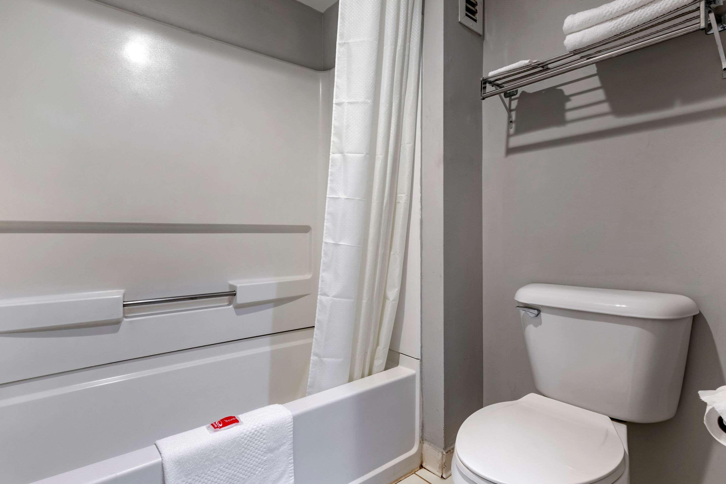 Econo Lodge St. Stephen Zewnętrze zdjęcie