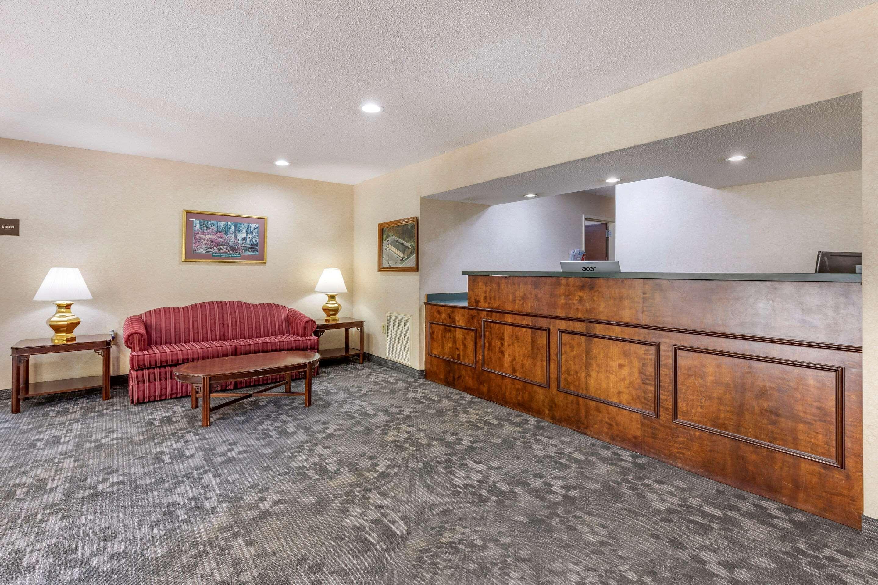 Econo Lodge St. Stephen Zewnętrze zdjęcie