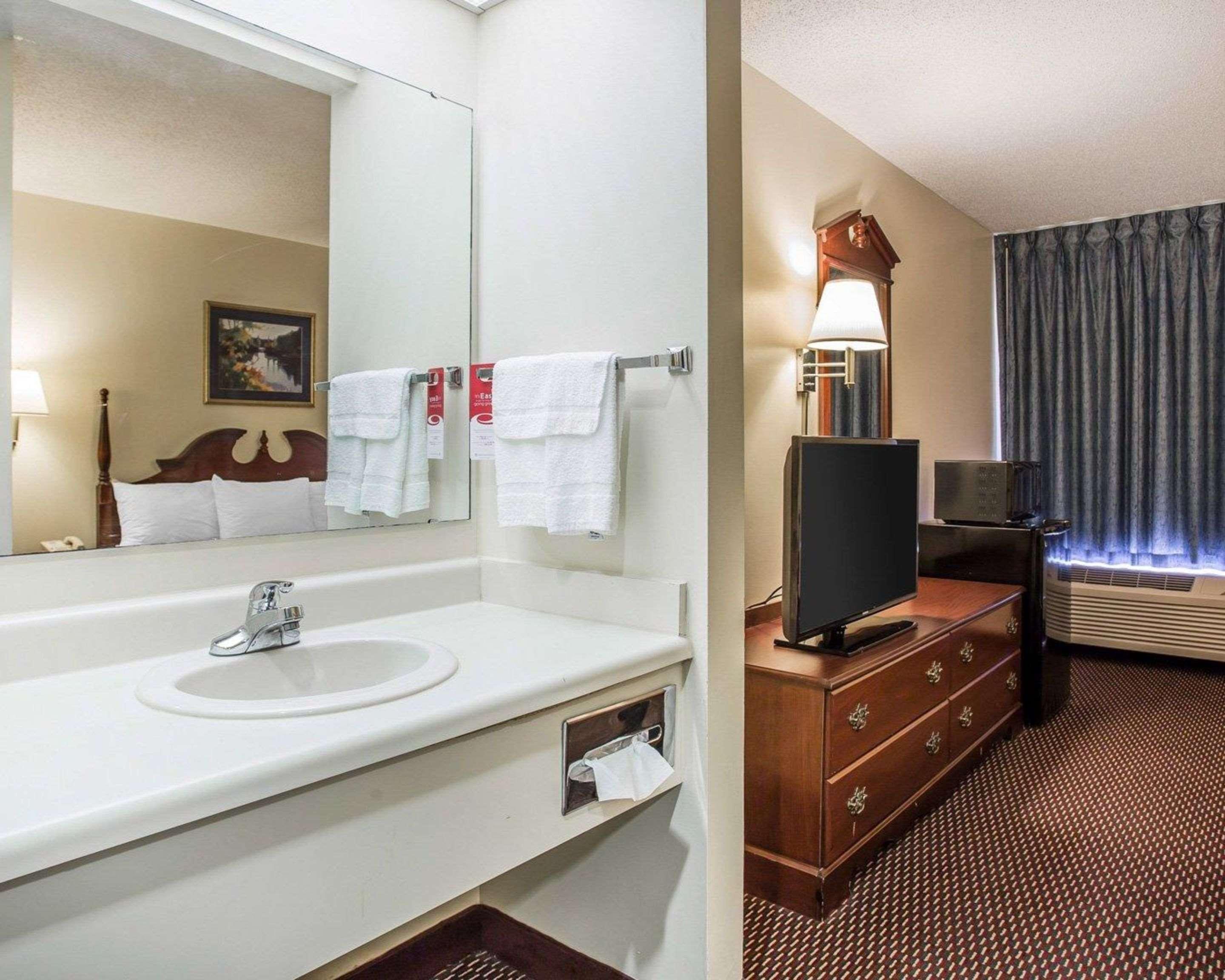 Econo Lodge St. Stephen Zewnętrze zdjęcie