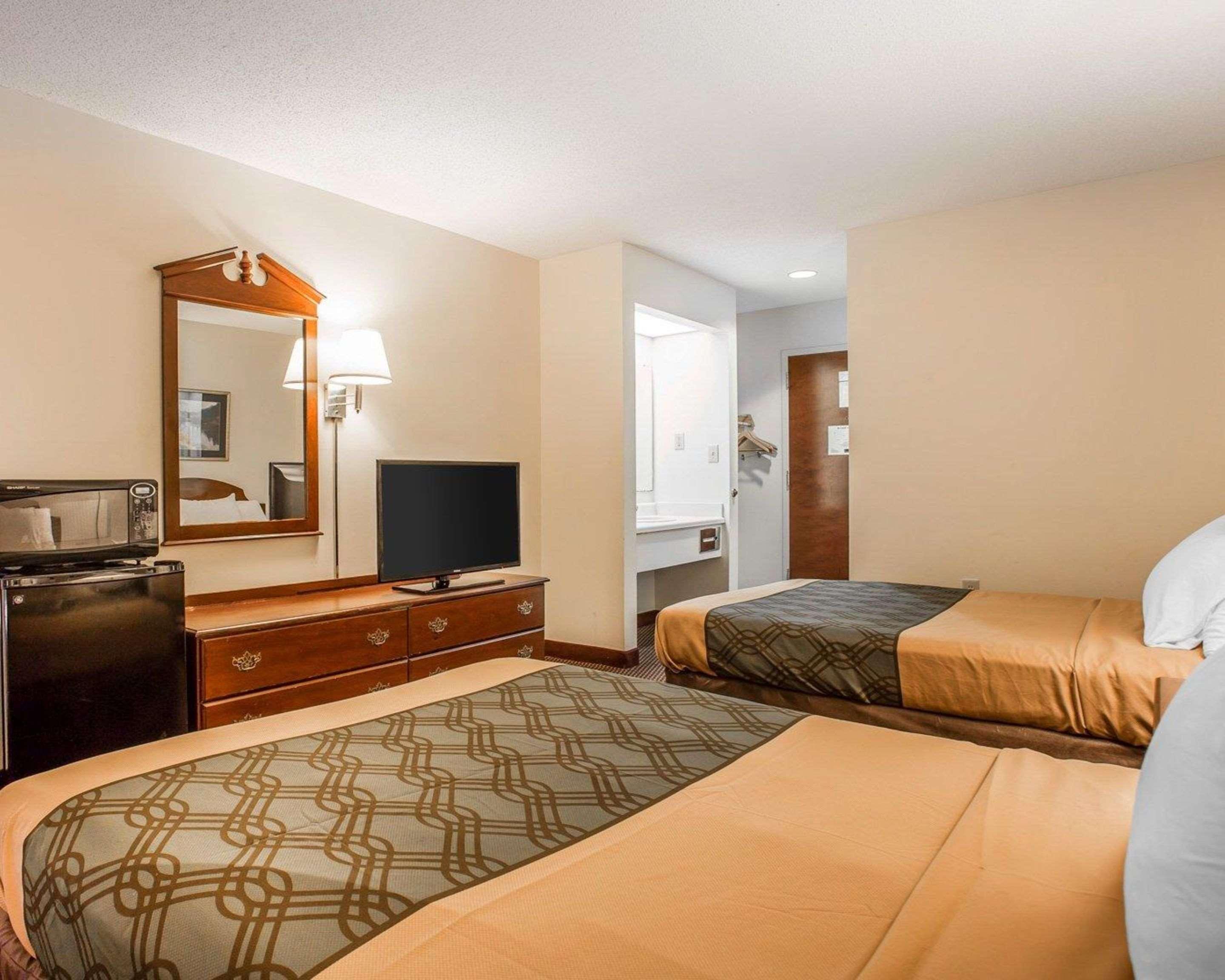 Econo Lodge St. Stephen Zewnętrze zdjęcie